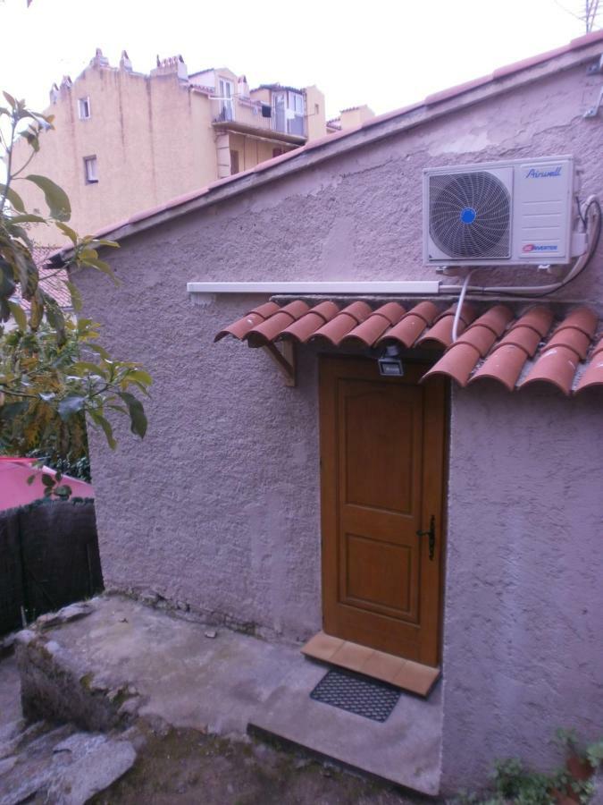 Meuble De Tourisme 2 Etoiles 40 Cours Napoleon Apartman Ajaccio  Kültér fotó